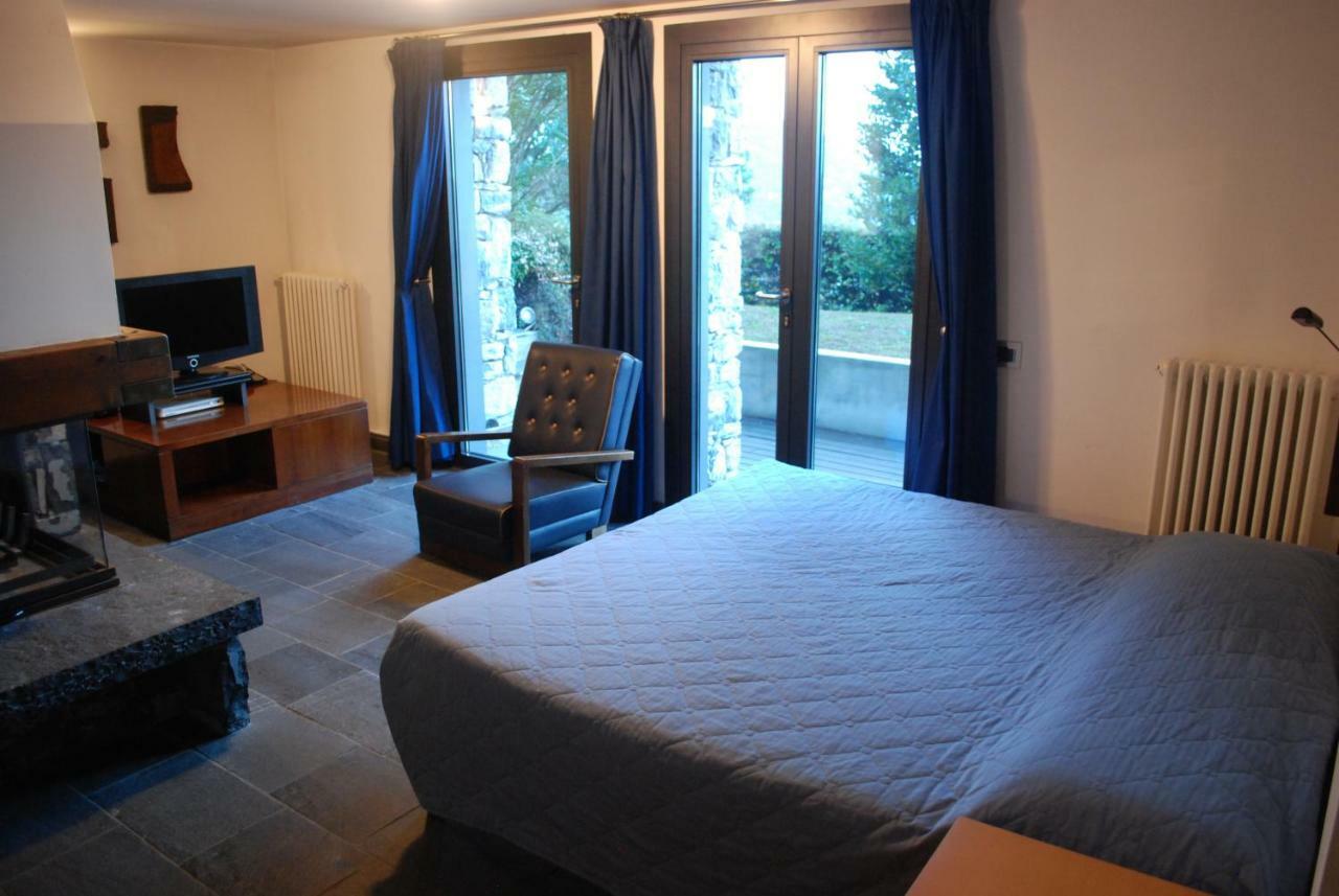 Apartment With Private Pool And Garden At Como Hills 外观 照片